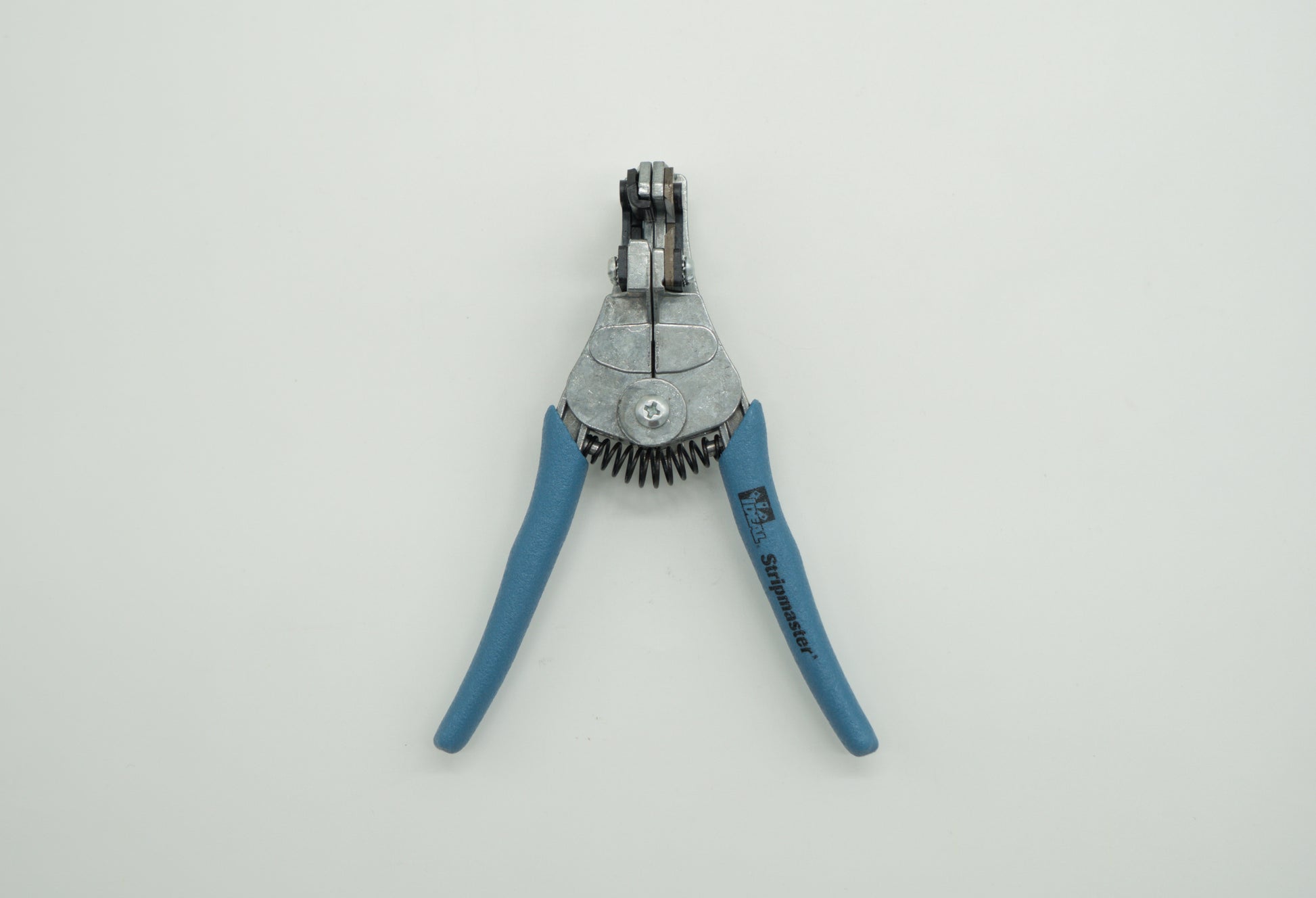 Ideal Stripmaster Wire Stripper 16-26 AWG IDE45-671
