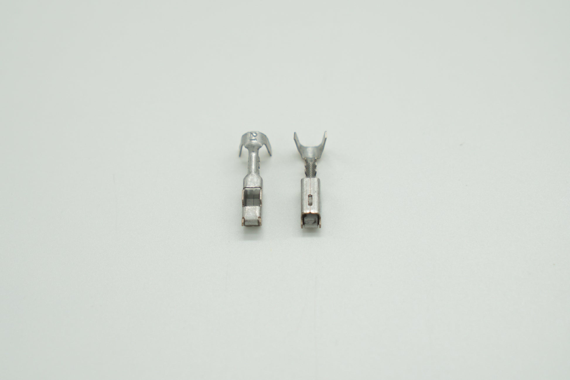 Bussmann Metri-Pack 280 Series 20-22 GA Female Loose Tangless Terminal 12110846  