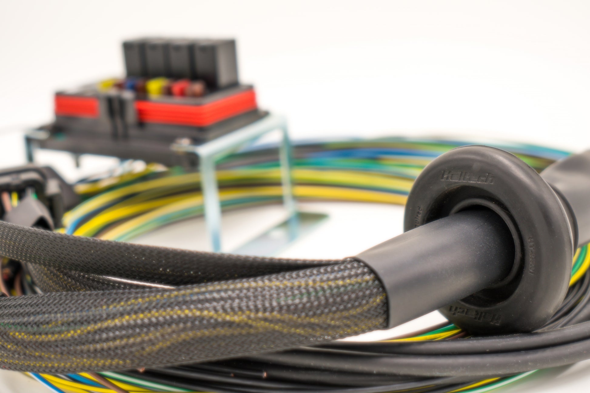 Haltech Elite 2500 Bussman Universal Harness 